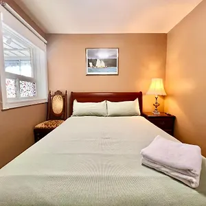 Séjour chez l'habitant Newly Renovated Detached Near Finch Subway Station, Toronto