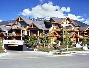Glacier's Reach 115b Apartment Whistler